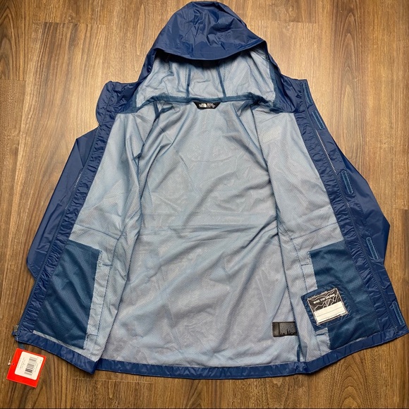 NWT!! The North Face Madison Girls XL Rain Jacket - Picture 3 of 8
